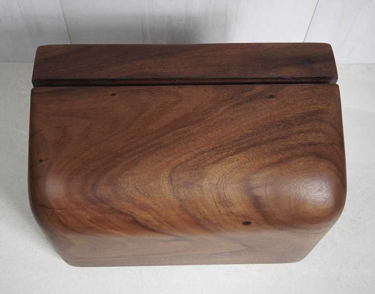 Подставка под зеркало из массива дерева CUBE MIRROR STAND 52-32-36