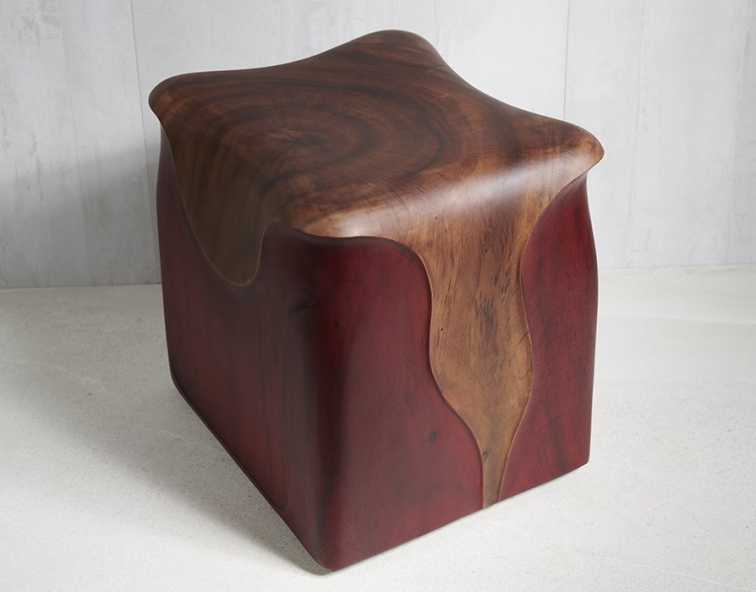 Табурет из массива дерева APPLE Stool Suar Red 44х37х42