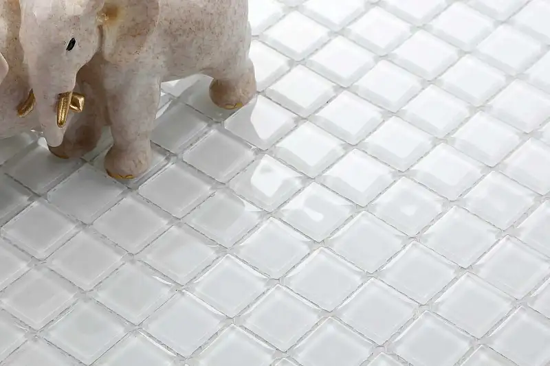 CRYSTAL Super White Glossy (2.5x2.5x0.4) 29.8x29.8 CRYSTAL Super White Glossy (2.5x2.5x0.4) 29.8x29.8